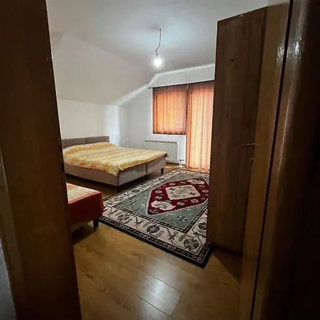 New Good And Cheap Дом отдыха Сараево