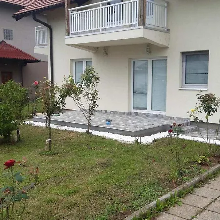 New Good And Cheap Дом отдыха *